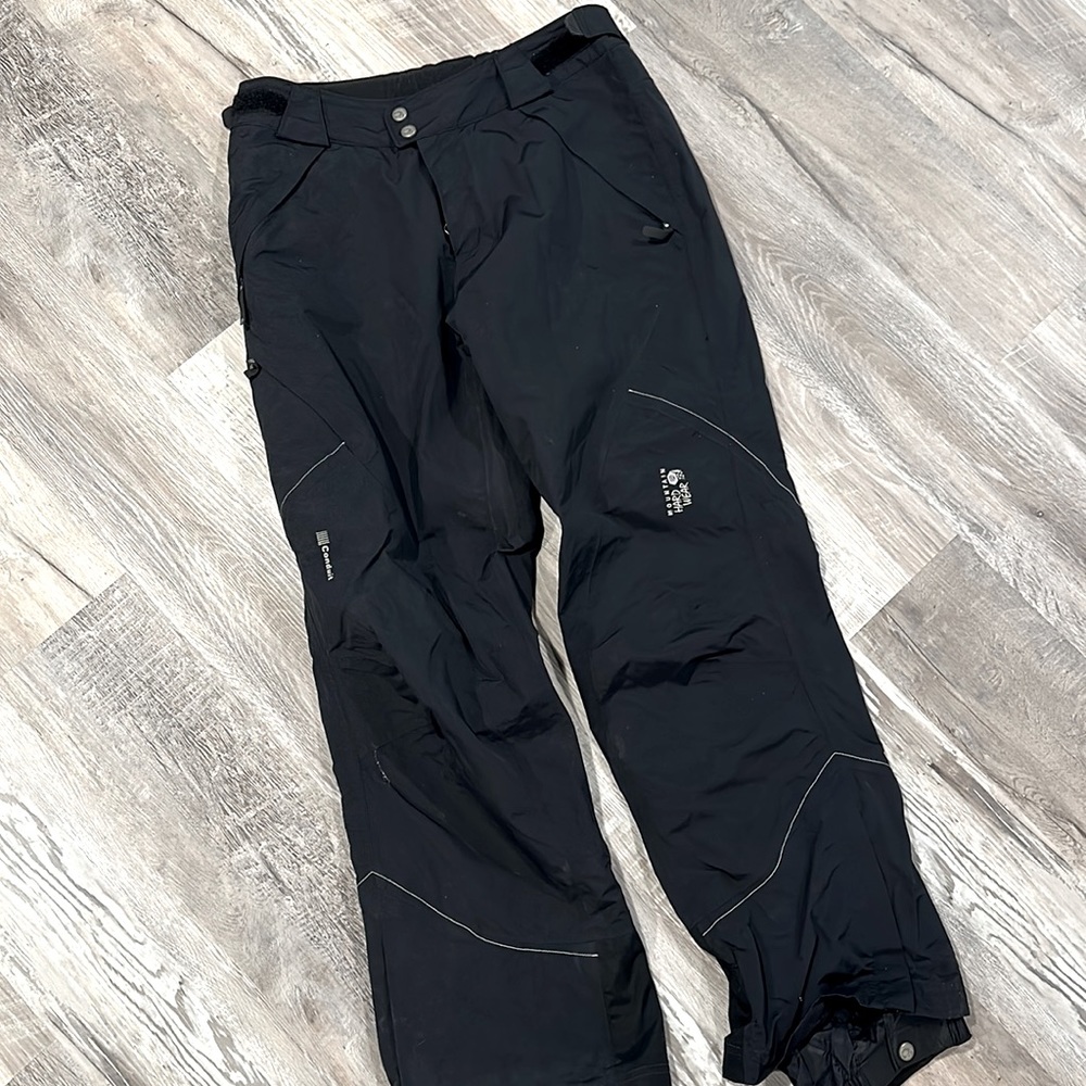 Mountain Hardwear black snow pants